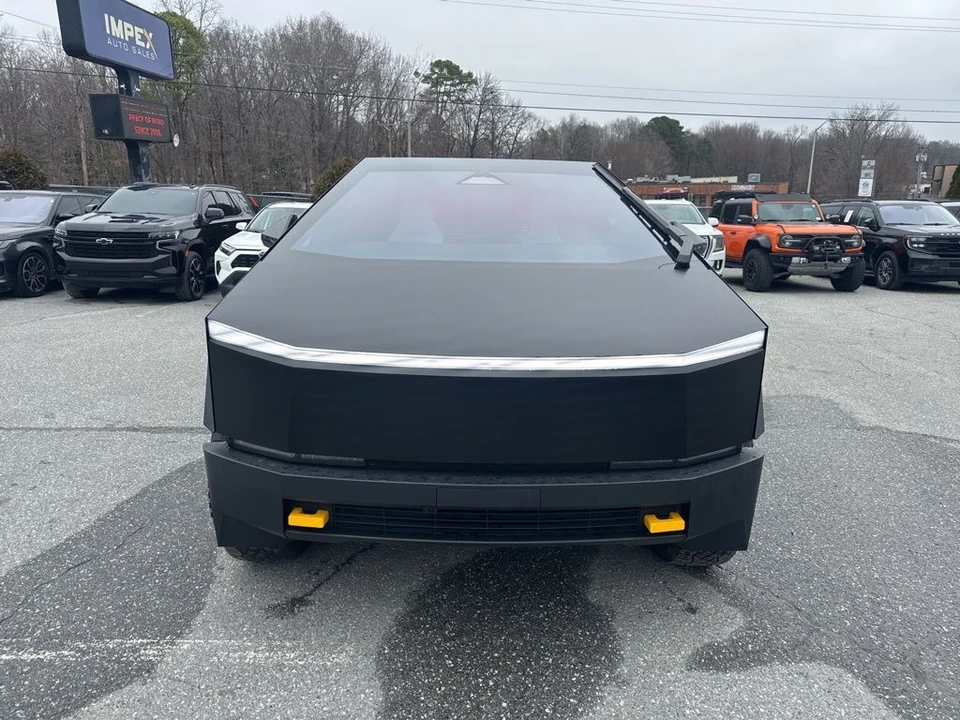2024 Tesla Cybertruck - Image 8 of 12