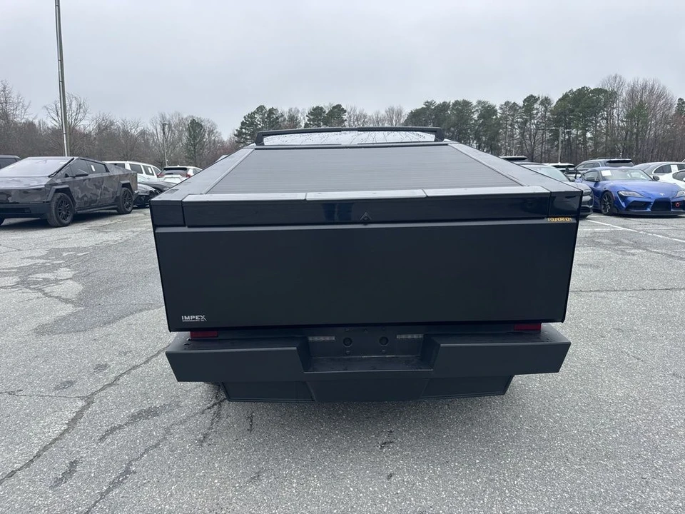 2024 Tesla Cybertruck - Image 4 of 12