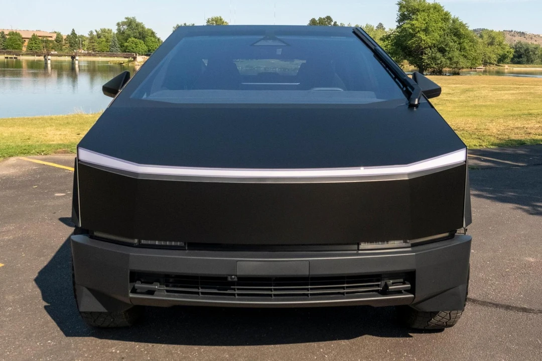 2024 Tesla Cybertruck - Image 2 of 5