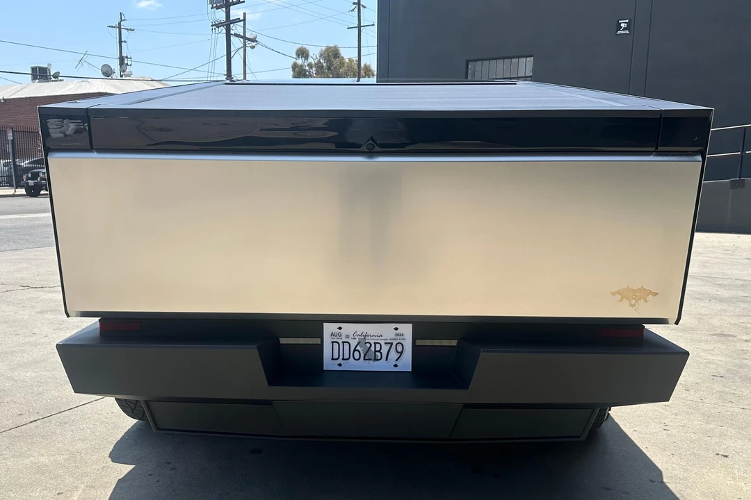 2024 Tesla Cybertruck - Image 5 of 31