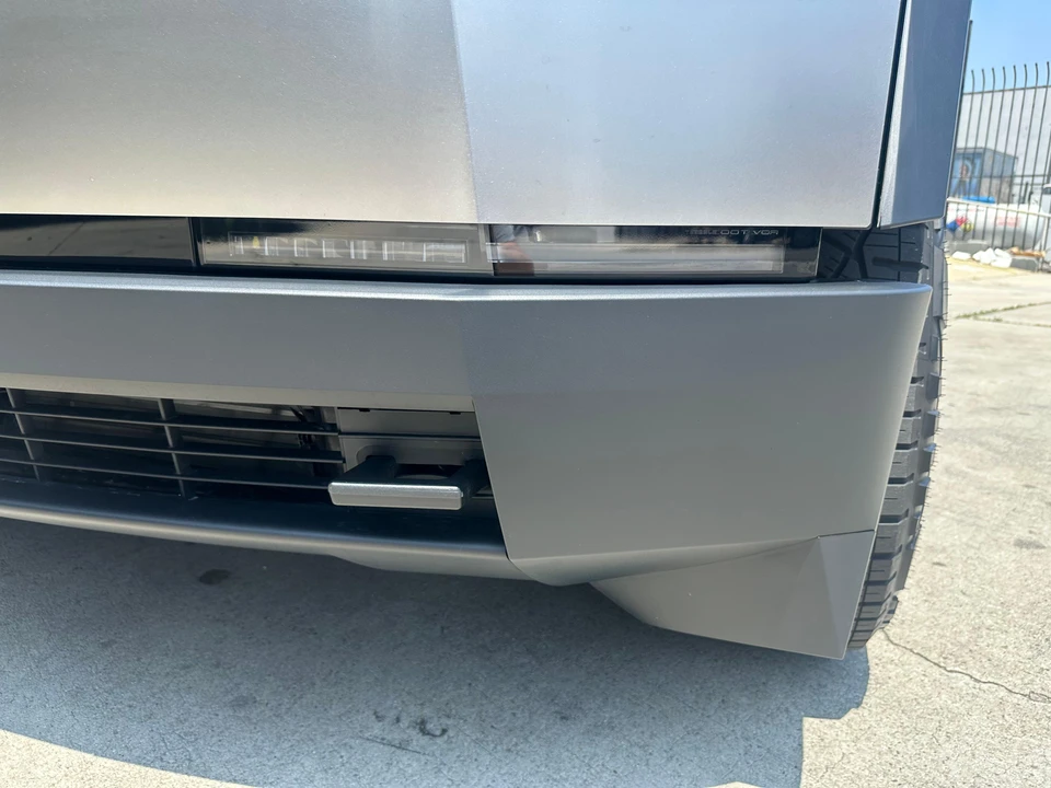 2024 Tesla Cybertruck - Image 31 of 31