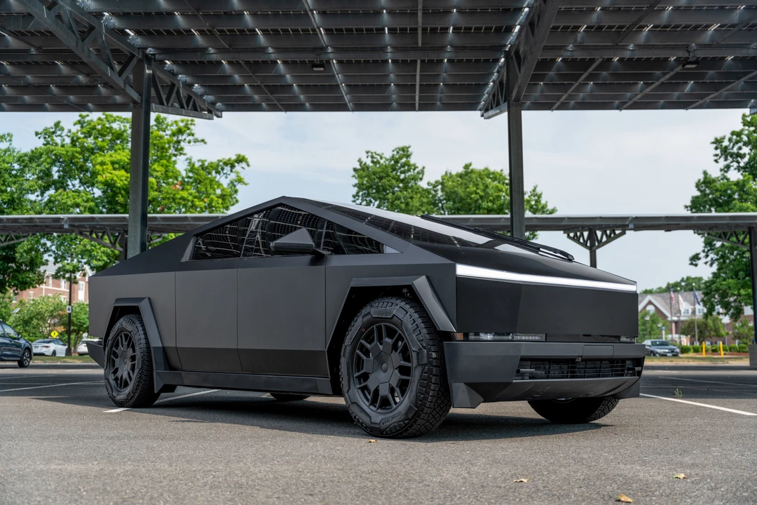 2024 Tesla Cybertruck - Image 3 of 6