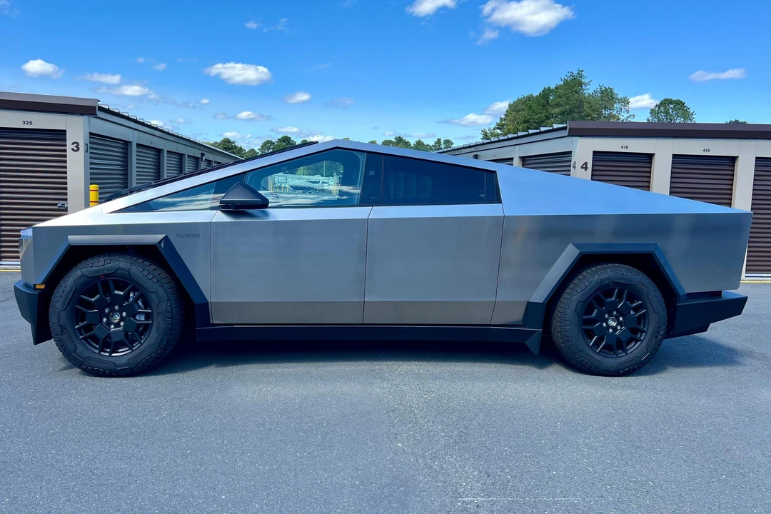 2024 Tesla Cybertruck - Image 3 of 31