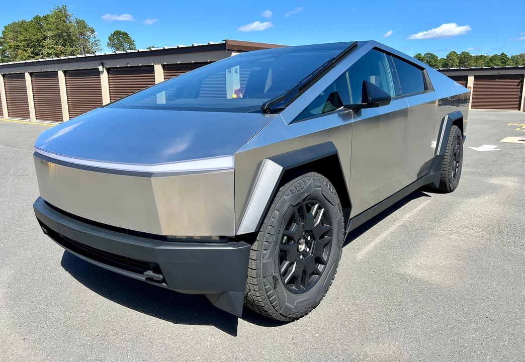 2024 Tesla Cybertruck - Image 7 of 31