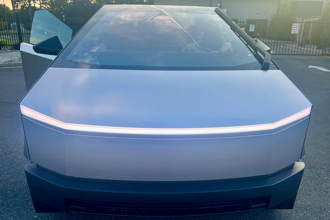 2024 Tesla Cybertruck - Image 6 of 31