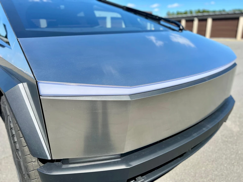 2024 Tesla Cybertruck - Image 18 of 31