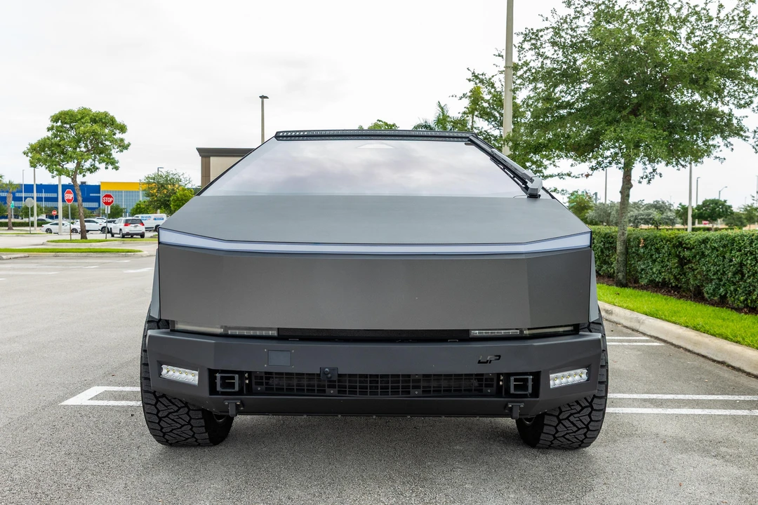 2024 Tesla Cybertruck - Image 6 of 31