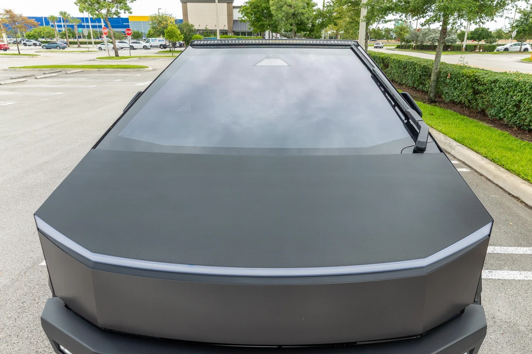 2024 Tesla Cybertruck - Image 19 of 31
