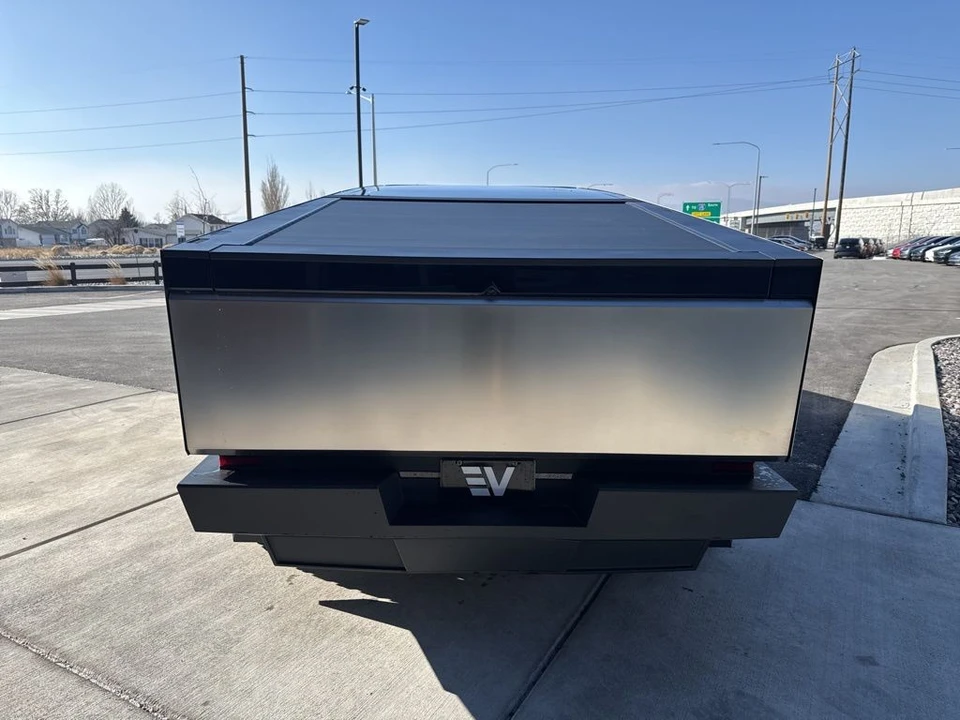 2024 Tesla Cybertruck - Image 6 of 21