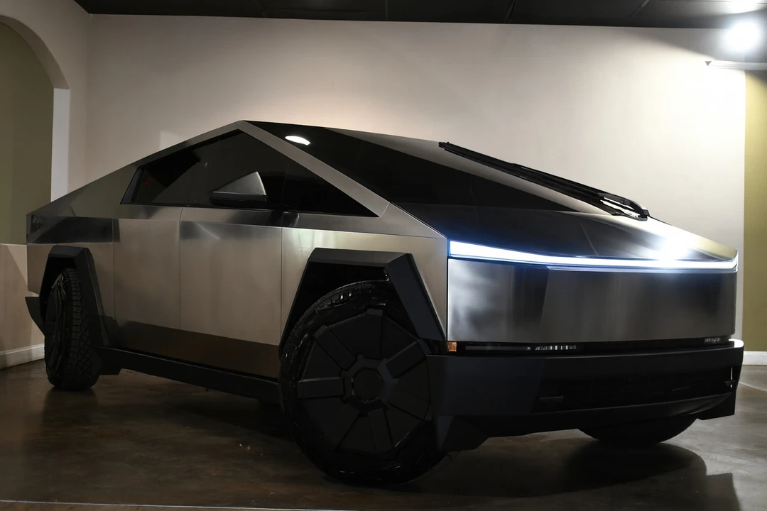 2024 Tesla Cybertruck - Image 5 of 21