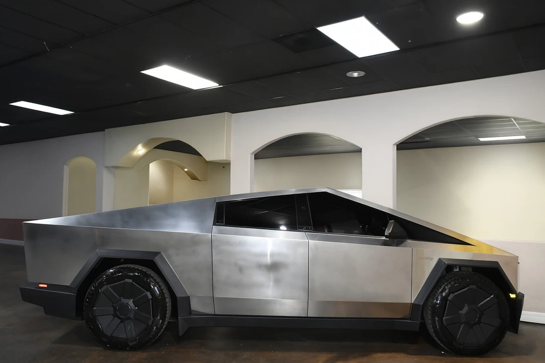 2024 Tesla Cybertruck - Image 4 of 21