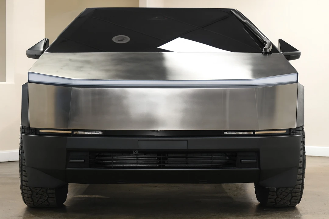 2024 Tesla Cybertruck - Image 7 of 21