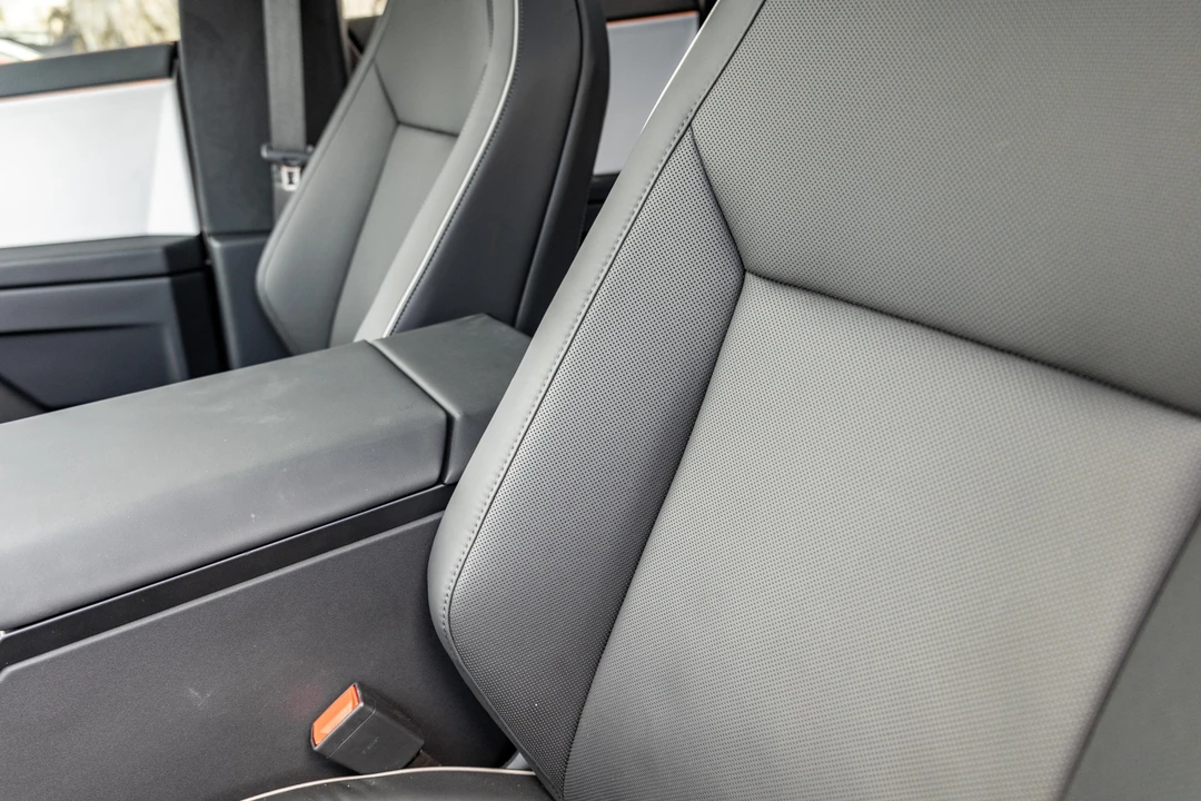 2024 Tesla Cybertruck - Image 29 of 31