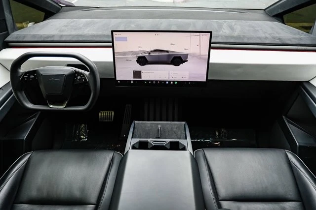 2024 Tesla Cybertruck - Image 9 of 12