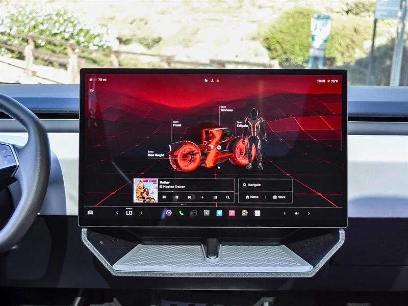 2024 Tesla Cybertruck - Image 17 of 21