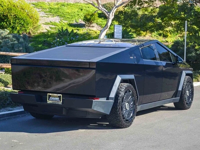2024 Tesla Cybertruck - Image 6 of 21