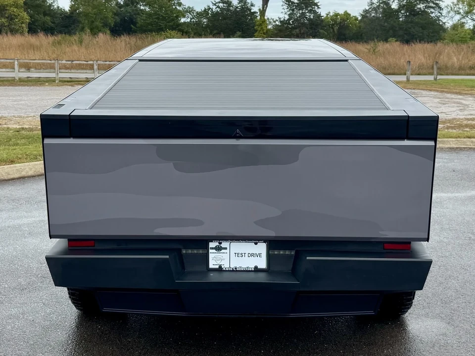 2024 Tesla Cybertruck - Image 5 of 21