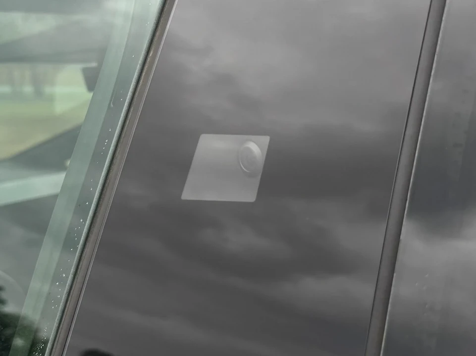 2024 Tesla Cybertruck - Image 18 of 21