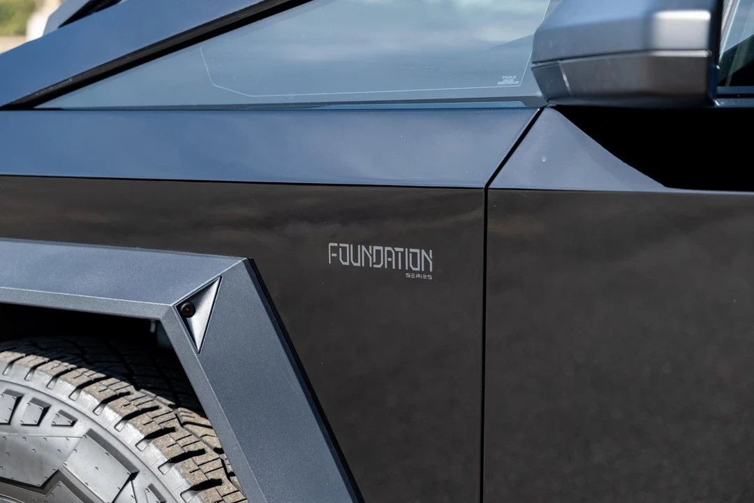 2024 Tesla Cybertruck - Image 18 of 31