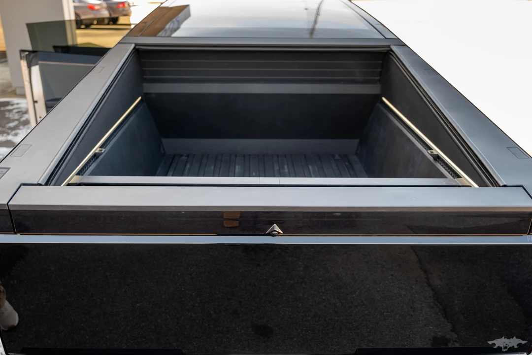 2024 Tesla Cybertruck - Image 20 of 31