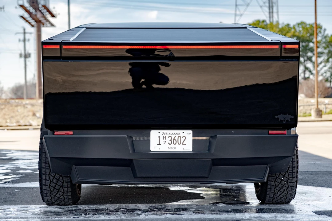 2024 Tesla Cybertruck - Image 5 of 31