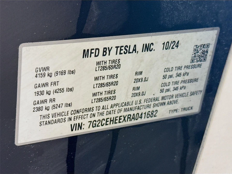 2024 Tesla Cybertruck - Image 16 of 19