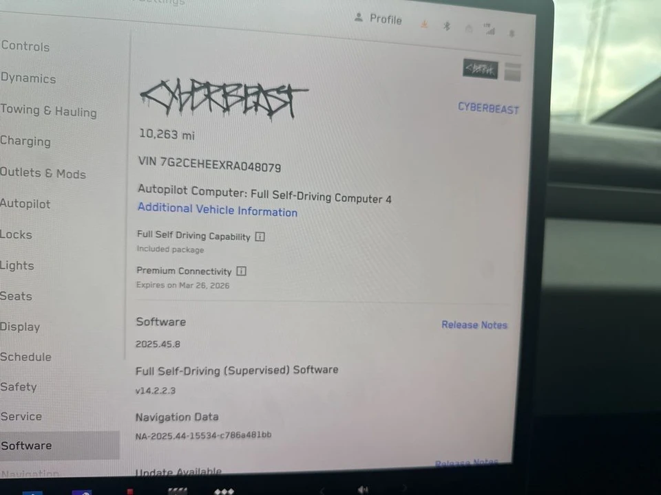 2024 Tesla Cybertruck - Image 12 of 13