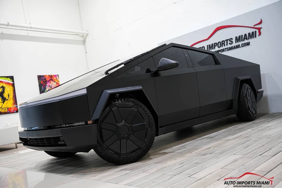 2024 Tesla Cybertruck - Image 4 of 21