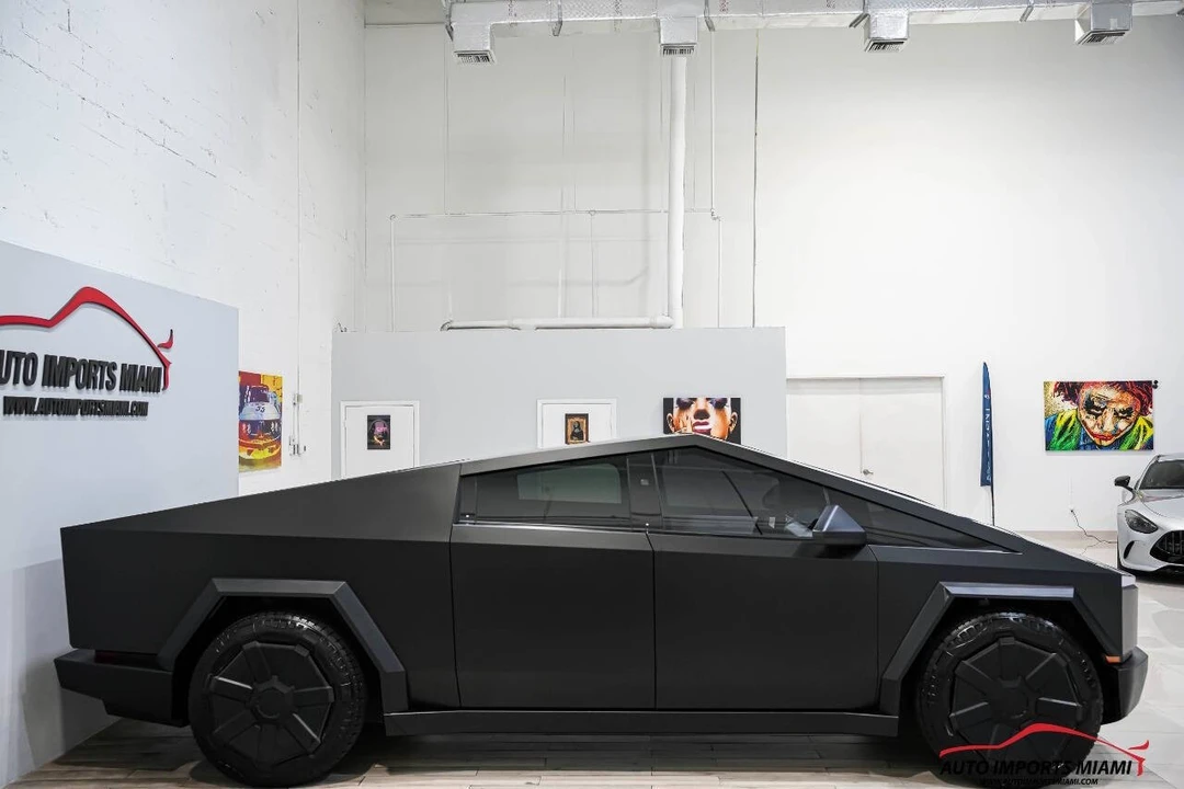 2024 Tesla Cybertruck - Image 21 of 21