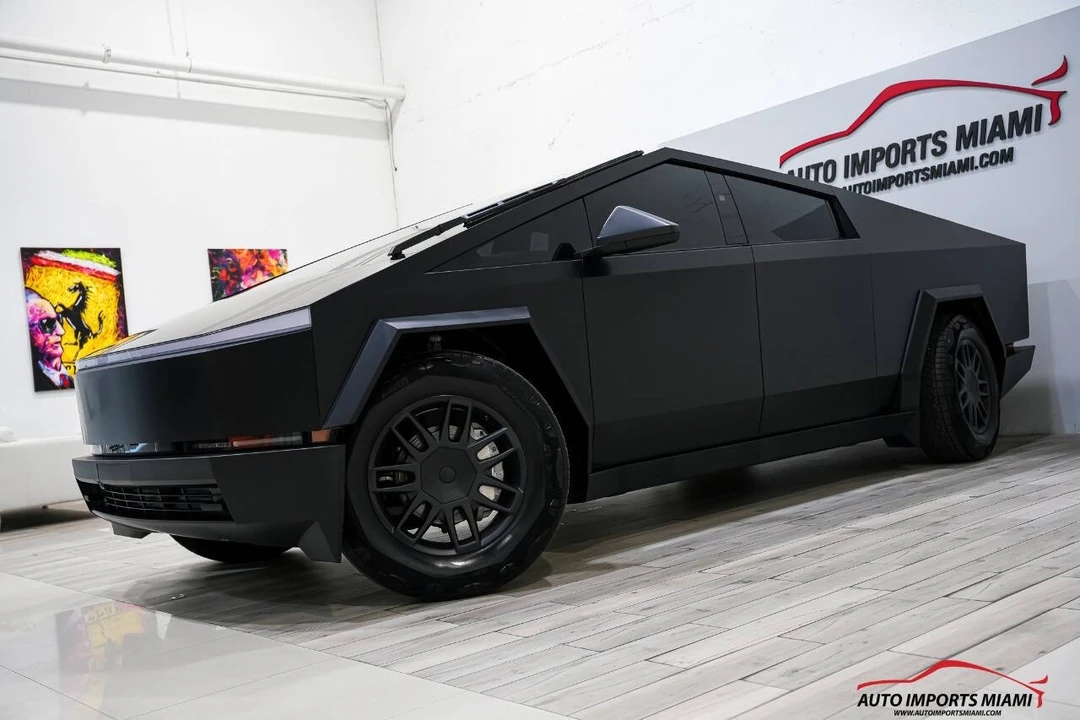 2024 Tesla Cybertruck - Image 4 of 12
