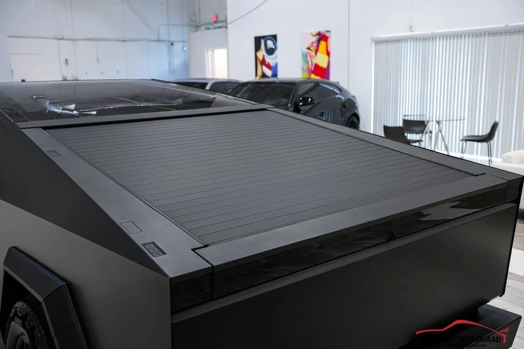 2024 Tesla Cybertruck - Image 20 of 21
