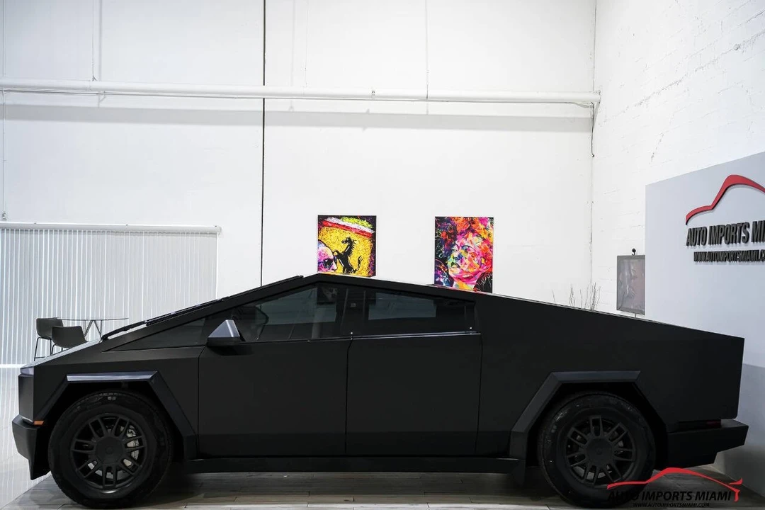 2024 Tesla Cybertruck - Image 12 of 12