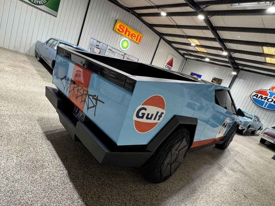 2024 Tesla Cybertruck - Image 26 of 31