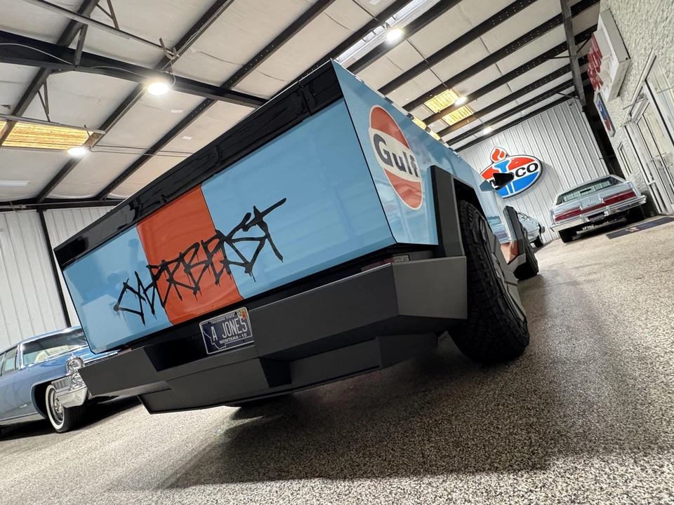 2024 Tesla Cybertruck - Image 23 of 31