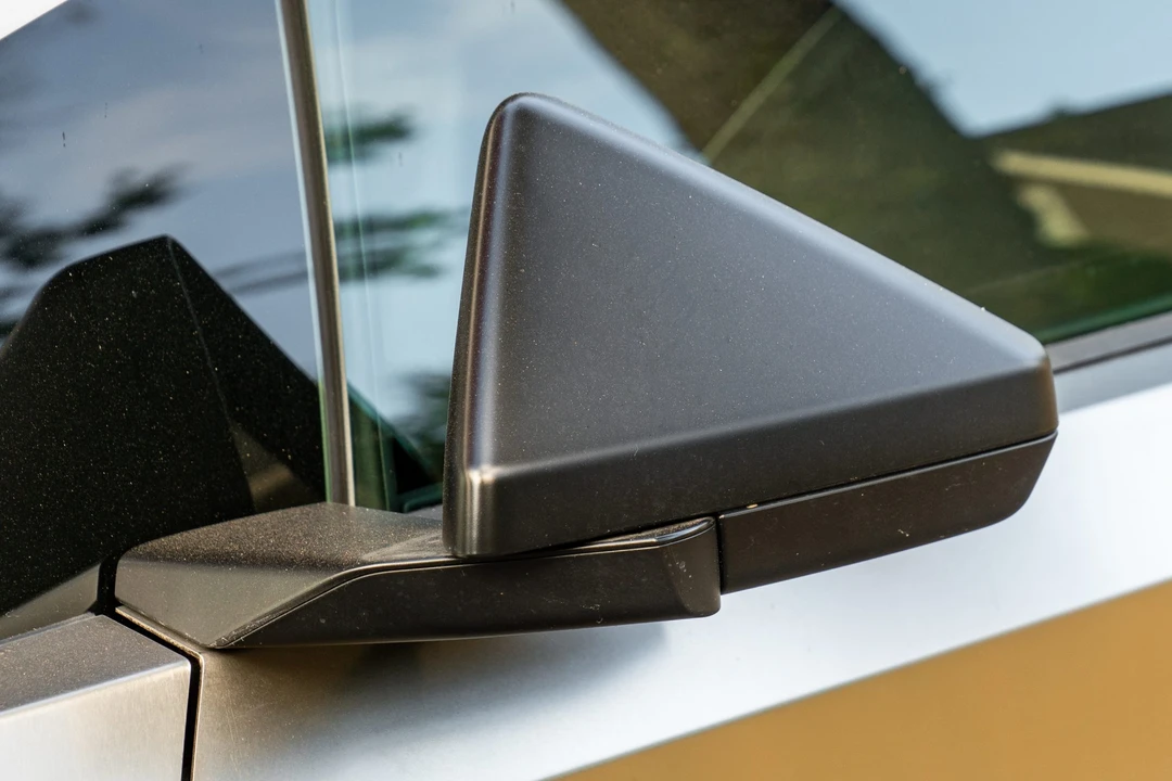 2024 Tesla Cybertruck - Image 21 of 31