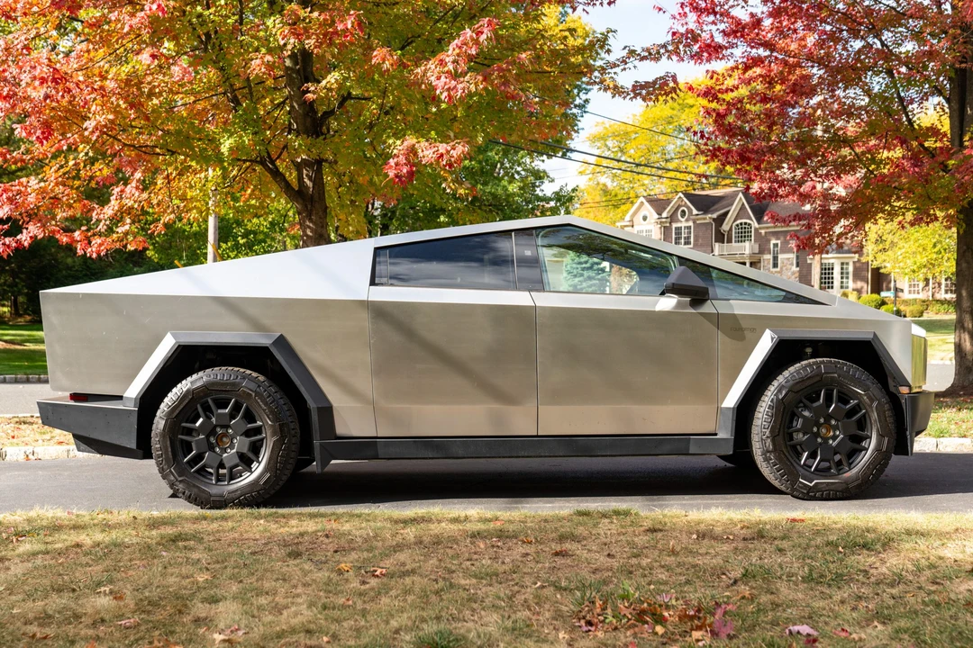 2024 Tesla Cybertruck - Image 4 of 31