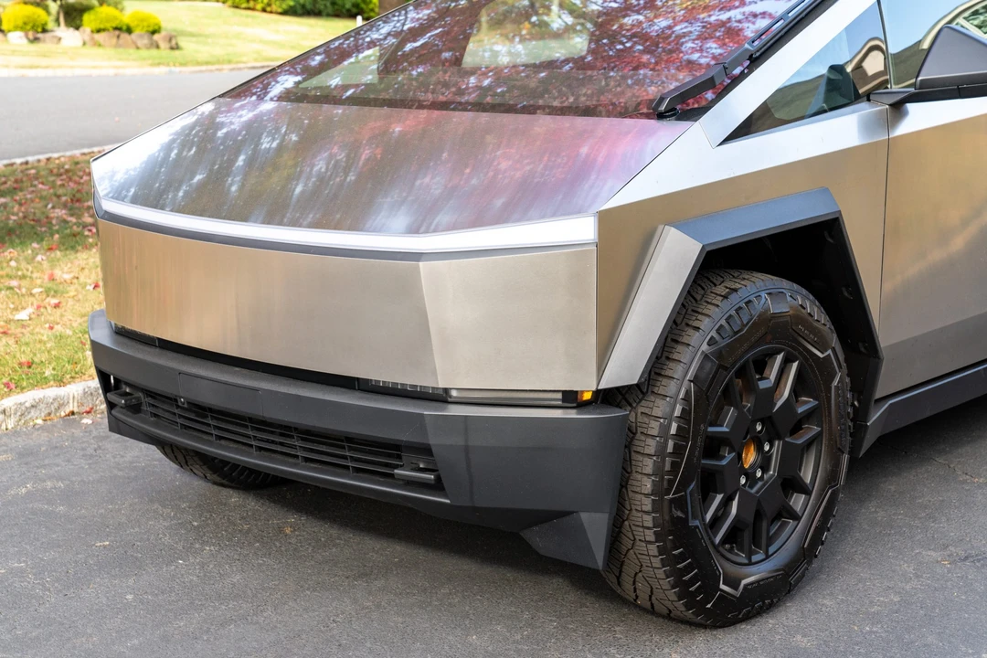2024 Tesla Cybertruck - Image 9 of 31