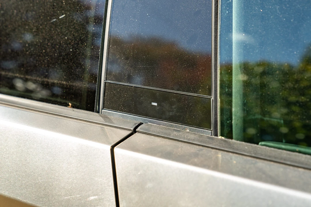 2024 Tesla Cybertruck - Image 25 of 31