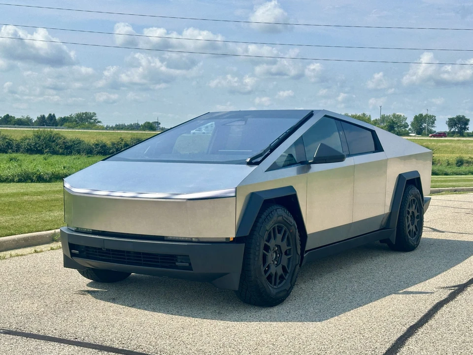 2024 Tesla Cybertruck - Image 5 of 31