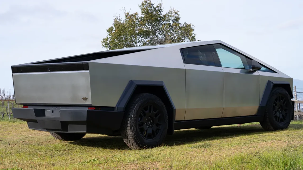 2024 Tesla Cybertruck - Image 6 of 31