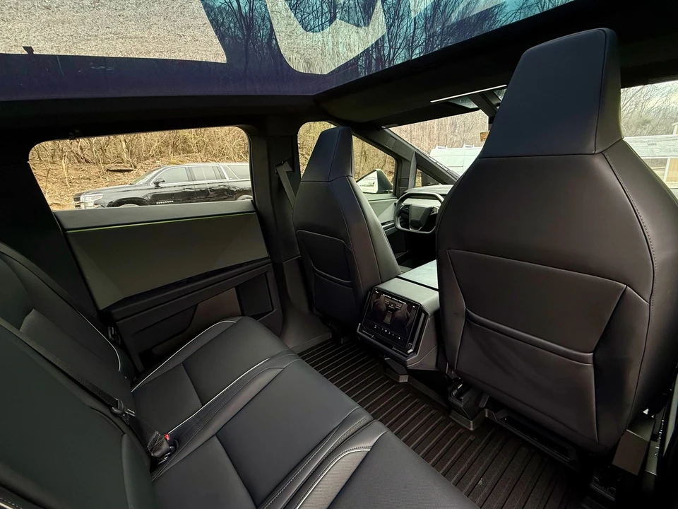 2024 Tesla Cybertruck - Image 21 of 21