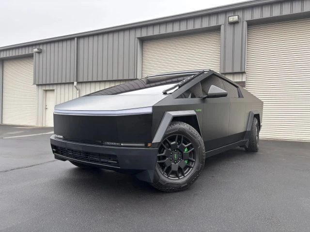 2024 Tesla Cybertruck - Image 5 of 15