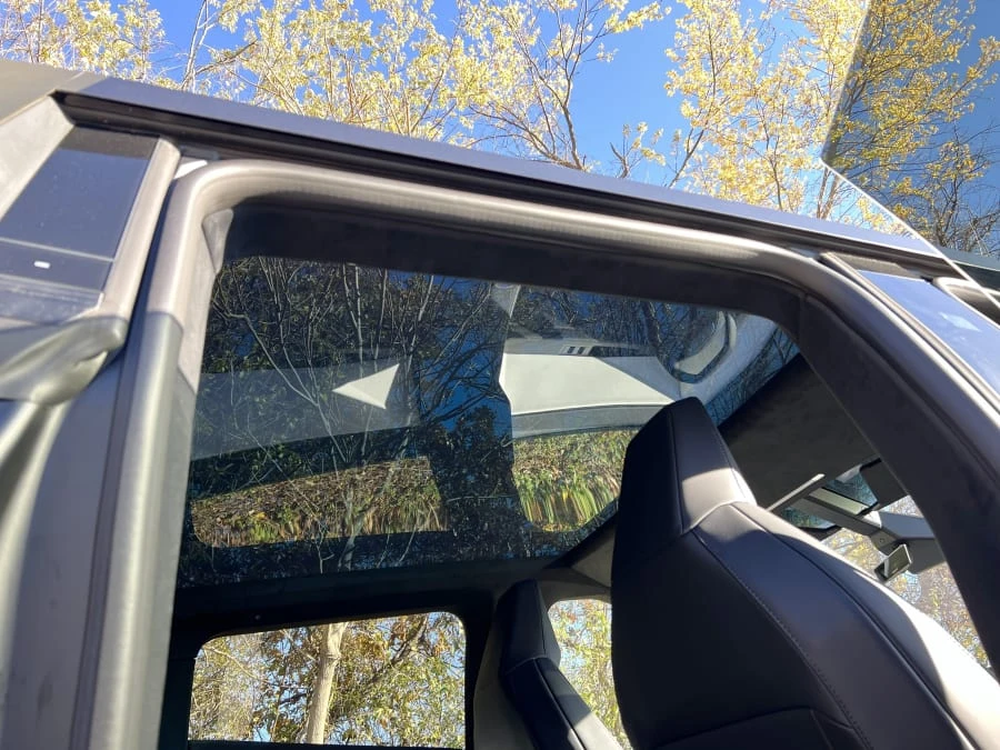2024 Tesla Cybertruck - Image 30 of 31