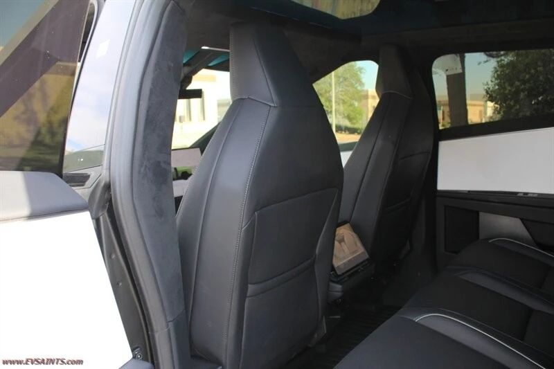 2024 Tesla Cybertruck - Image 10 of 22