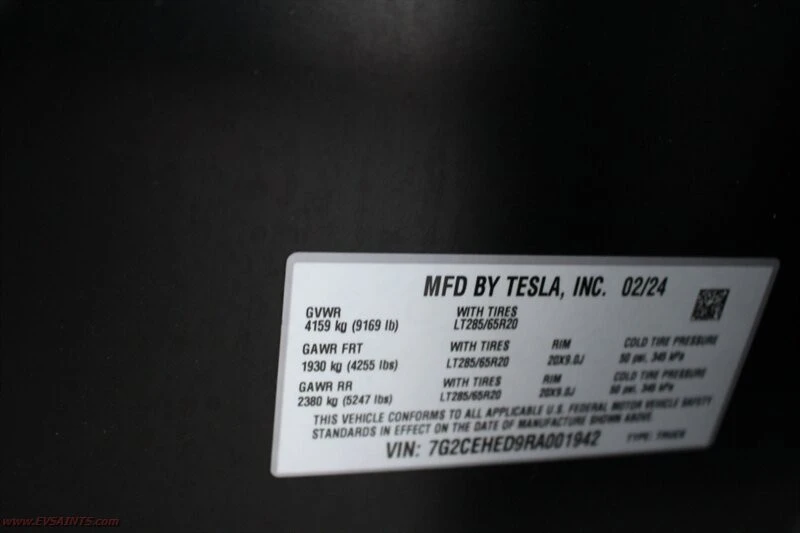 2024 Tesla Cybertruck - Image 3 of 21