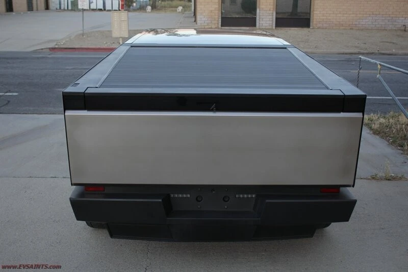 2024 Tesla Cybertruck - Image 11 of 21