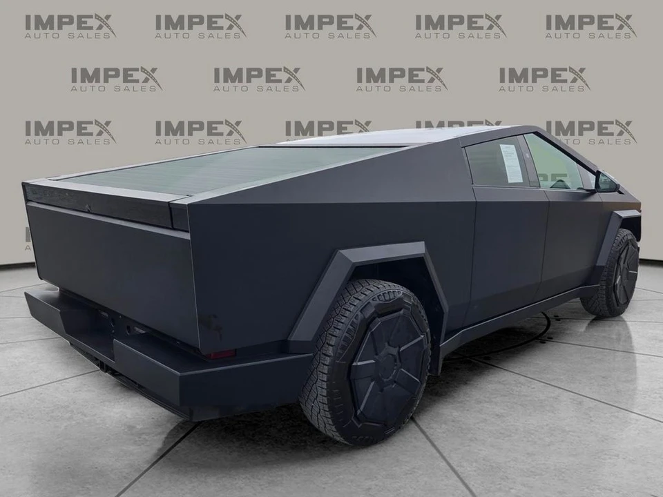 2024 Tesla Cybertruck - Image 7 of 12