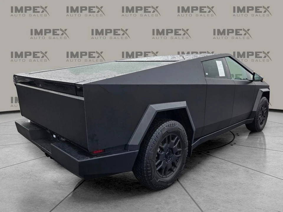 2024 Tesla Cybertruck - Image 5 of 12
