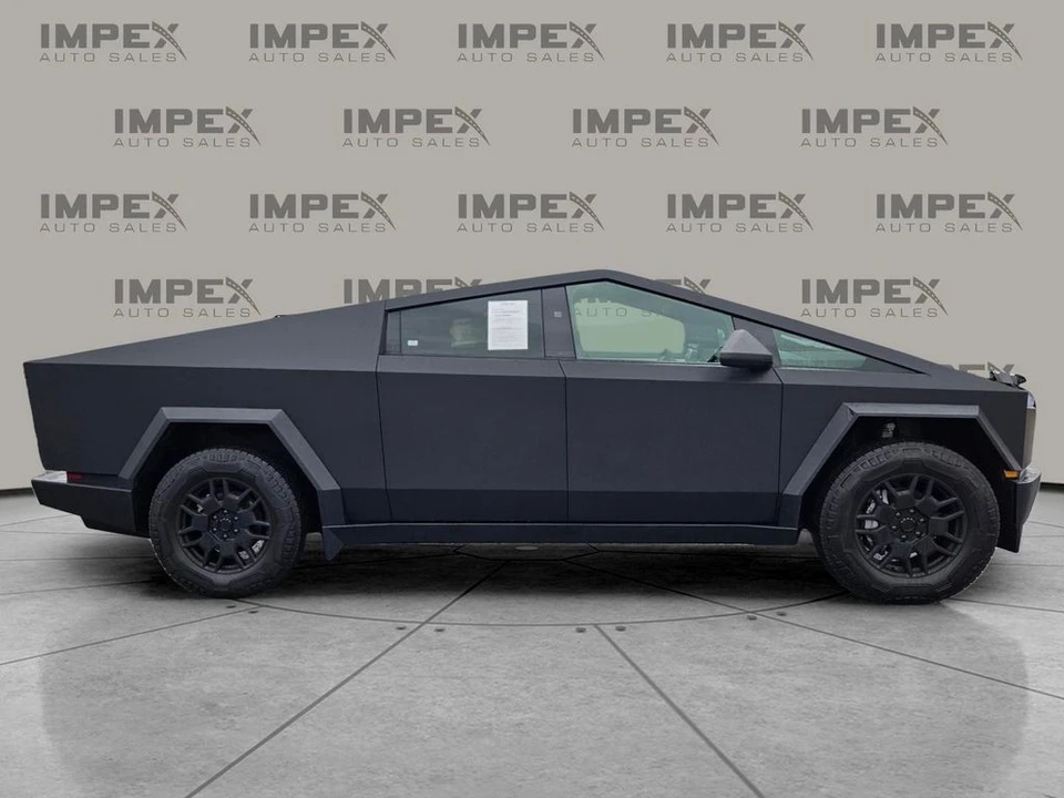2024 Tesla Cybertruck - Image 6 of 12