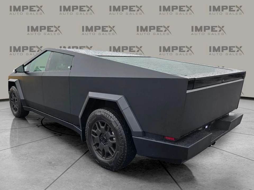 2024 Tesla Cybertruck - Image 3 of 12